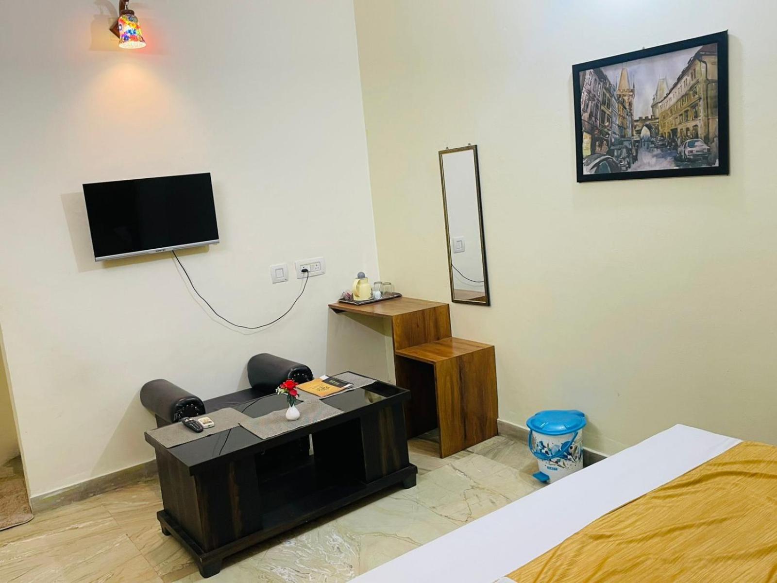 Shankar Vilaas -A Boutique Stay Forigners Choice Near Ghats And Temples Βαρανάσι Εξωτερικό φωτογραφία